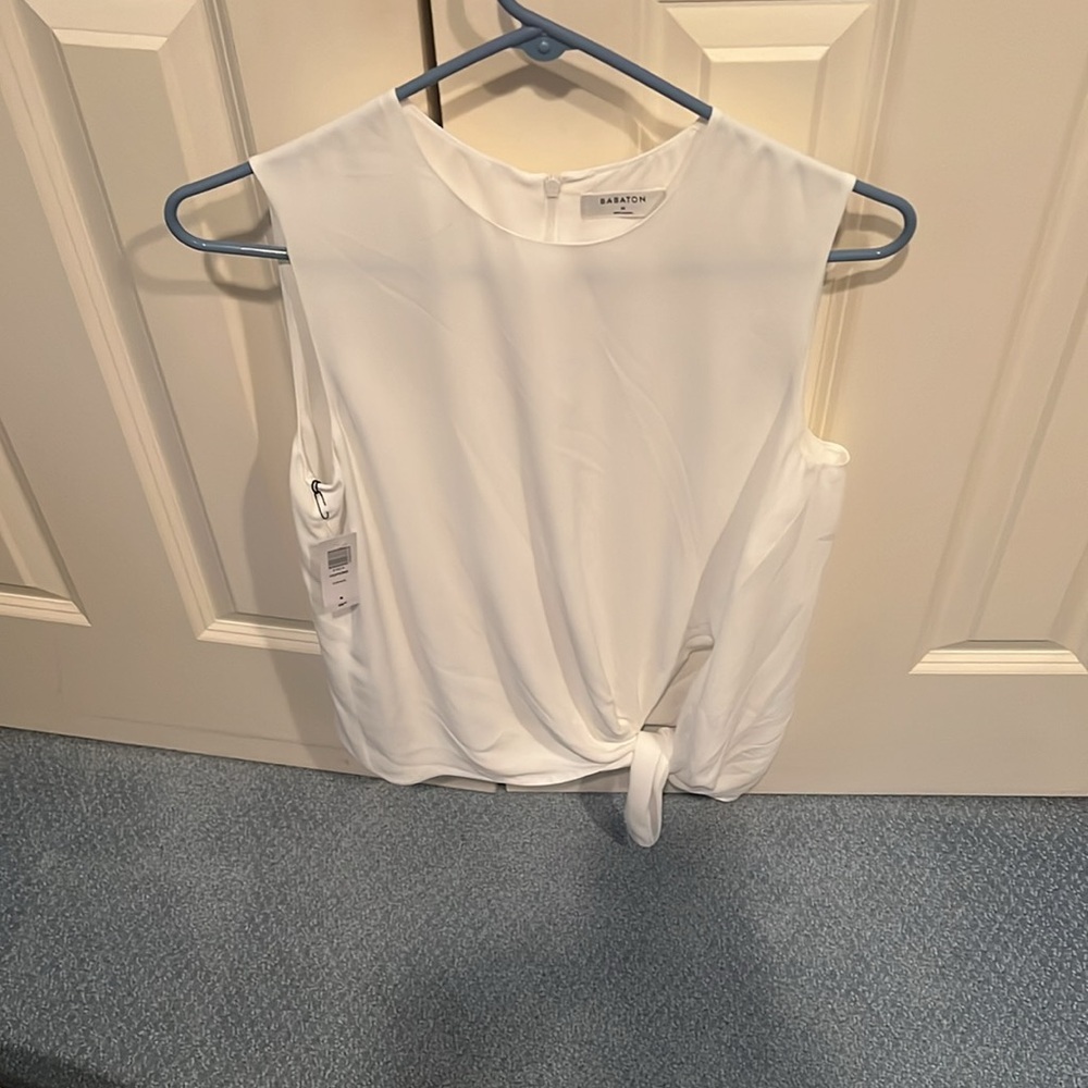 Babaton NWT Size M White Tank tie in front host pick - Picture 4 of 13
